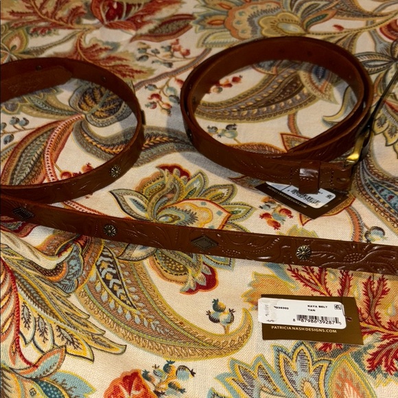 Patricia Nash Studded Brown Kaya Belt NWT - Picture 2 of 4